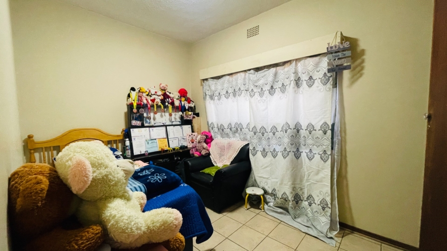 2 Bedroom Property for Sale in Potchefstroom South North West
